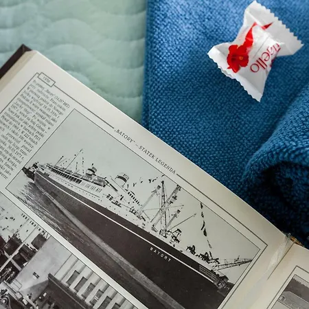 Lägenhet Black&white - Batory Five